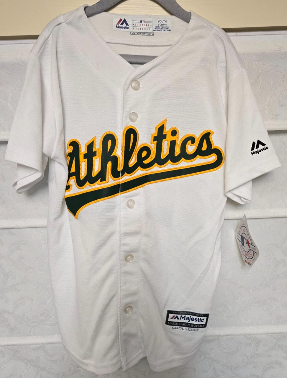 Oakland Athletics Matt Chapman #26 Jersey Youth Small 8 Majestic Cool Base NWT